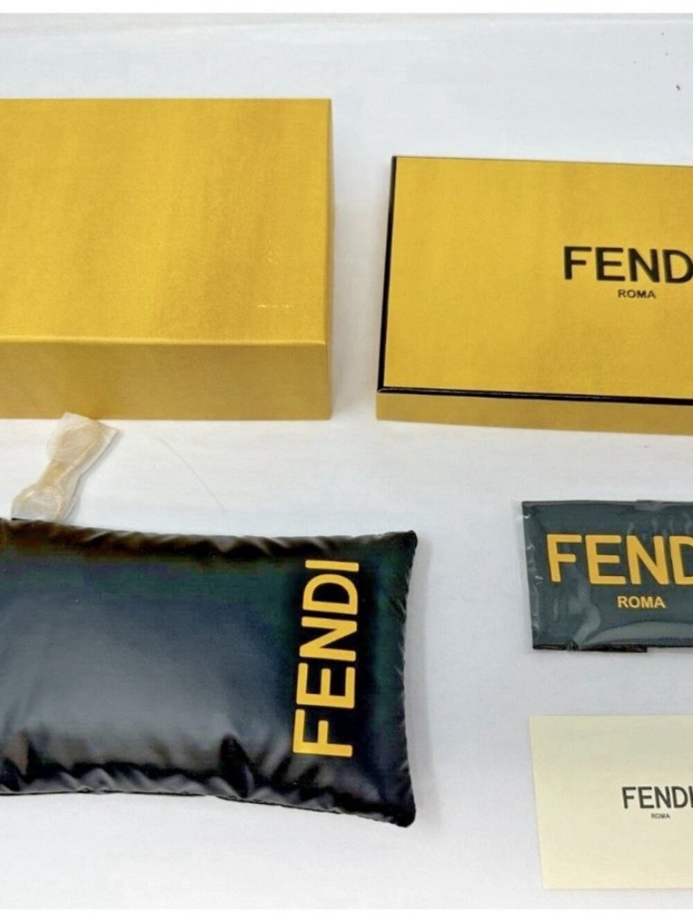 NEW Authentic Fendi Roma Sunglasses Eyeglasses Box Black Soft Case Pouch Cloth